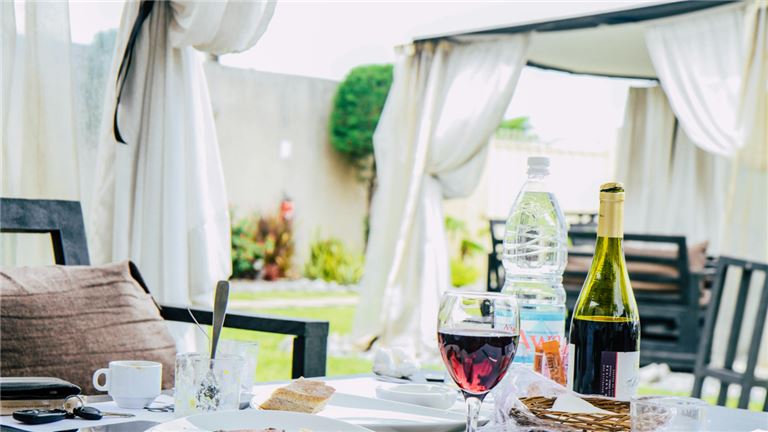 74f6d05d-10f9-4f6e-892f-1265a60e8b37-W768-1